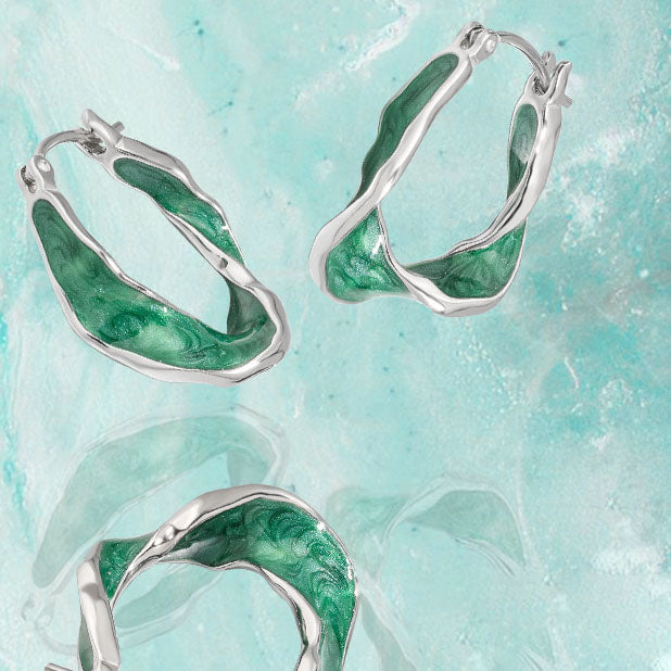 Lady Casual 925 Sterling Silver Green Epoxy Twisted River Hoop Earrings