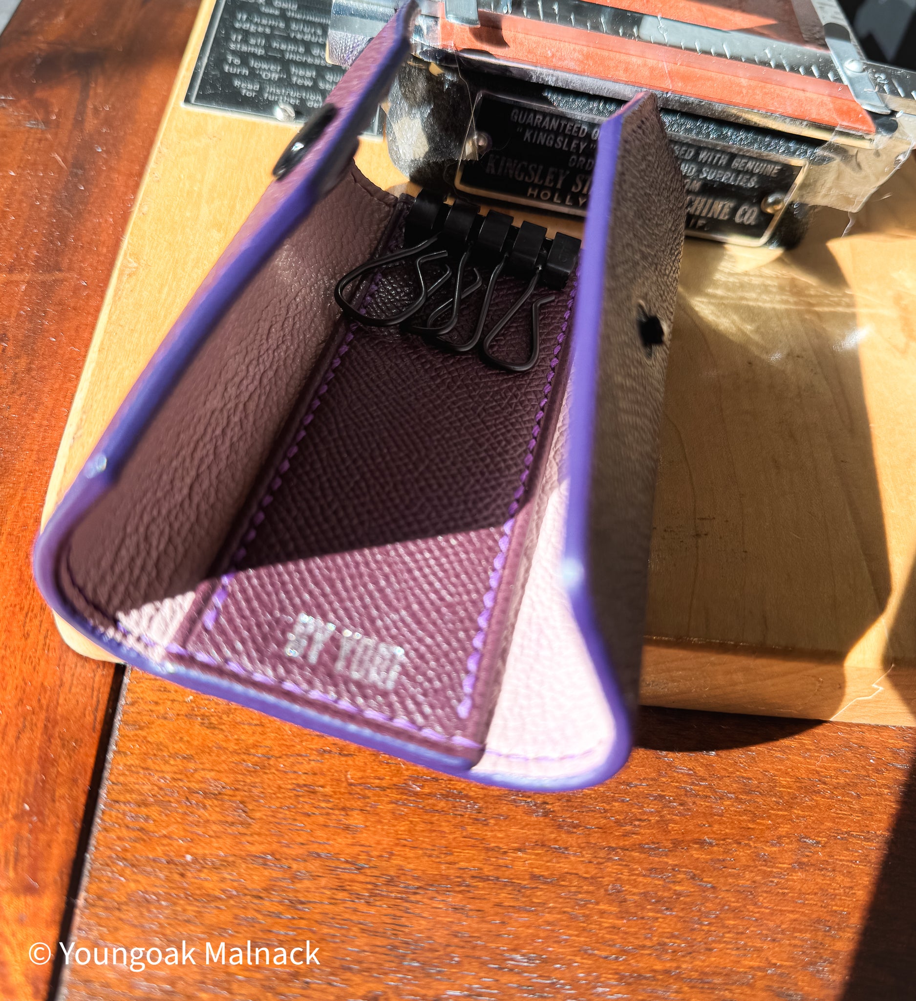 Key Organizer: 4 hooks
