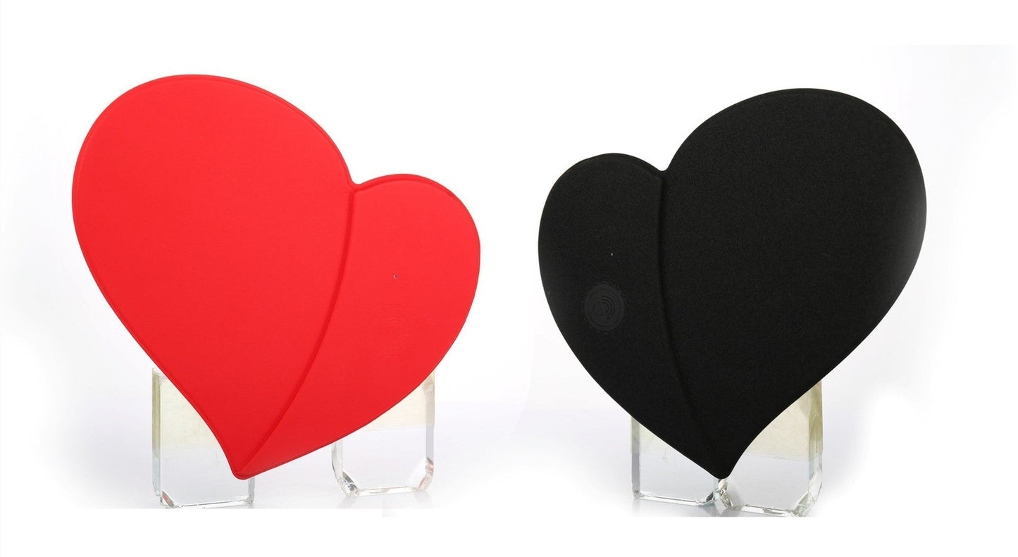 Fast wireless charging heart - shaped leather mouse pad