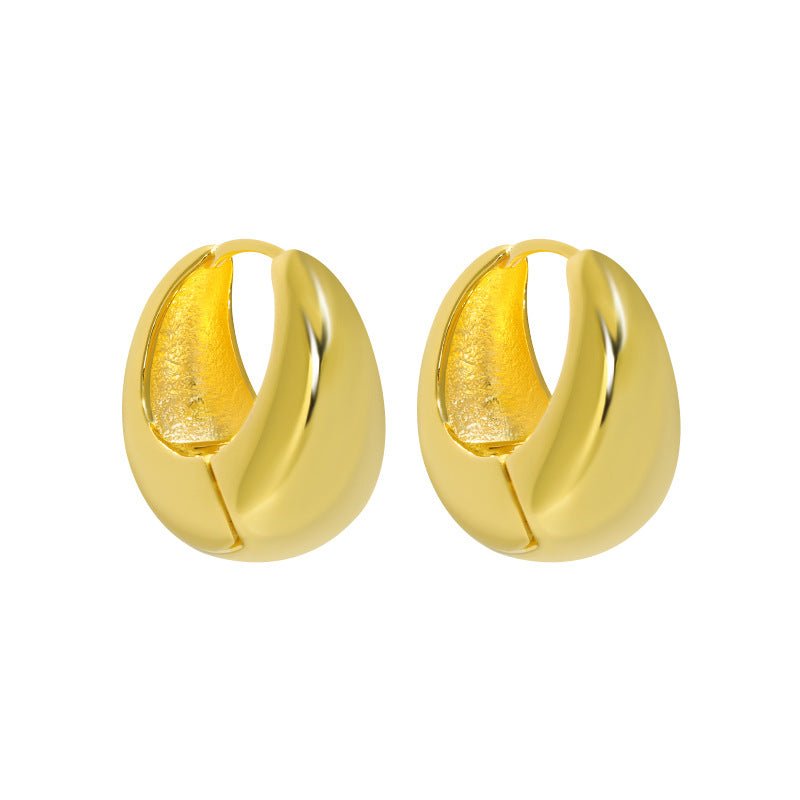 
                      
                        French retro cool and niche design, simple and versatile temperament, curved S925 sterling silver earrings and earrings
                      
                    